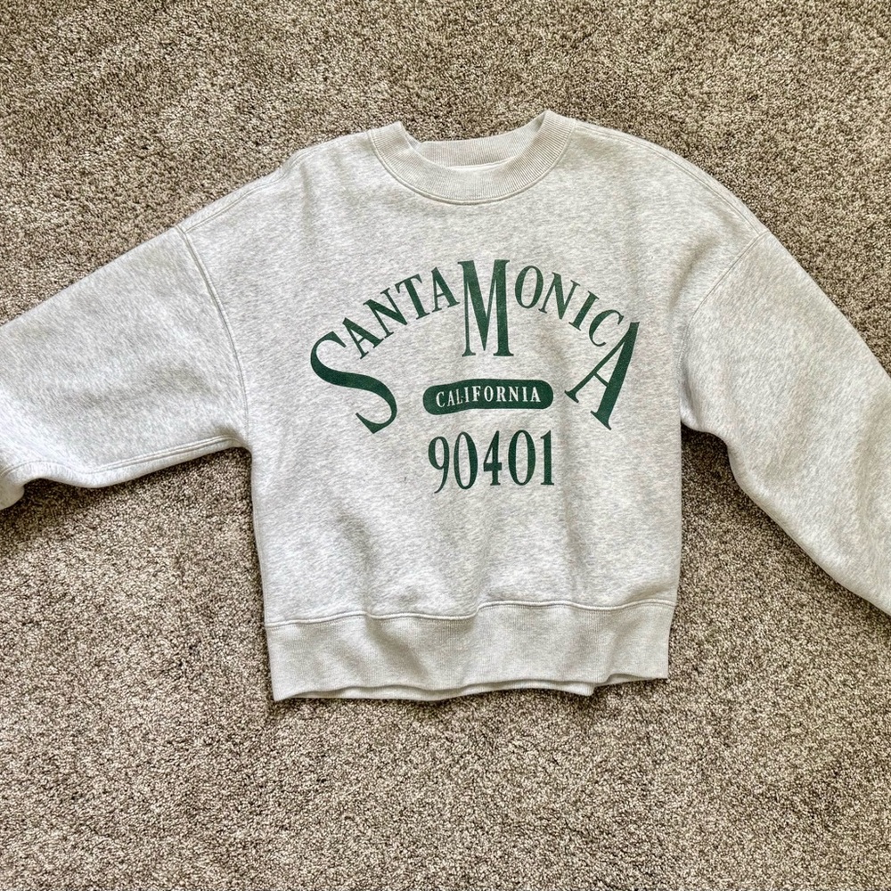 Soft A&F Gray Santa Monica Sweatshirt